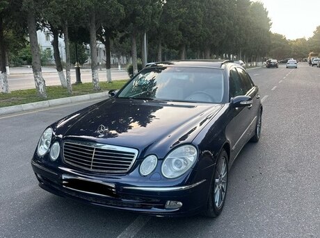 Mercedes E 320