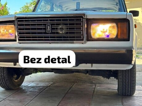 LADA (VAZ) 2107