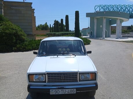 LADA (VAZ) 2107