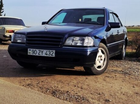 Mercedes C 180