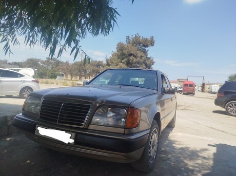 Mercedes 250 D