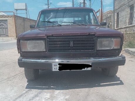 LADA (VAZ) 2107