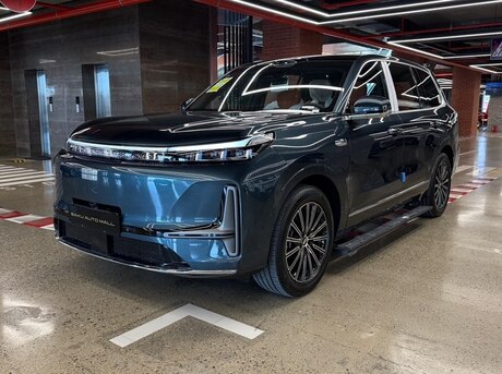 Geely Galaxy M9