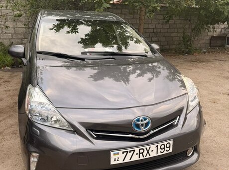 Toyota Prius V