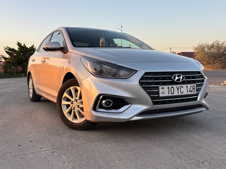 Hyundai Accent