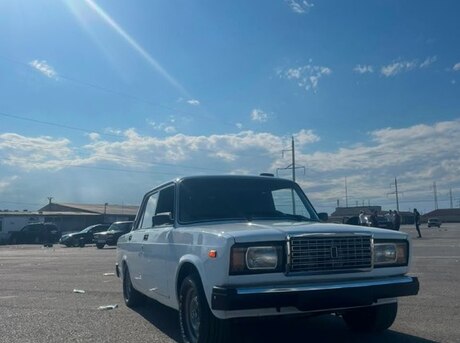 LADA (VAZ) 2107