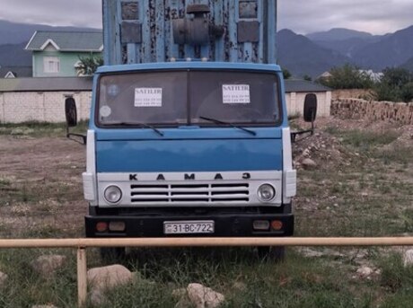 KamAz 53212