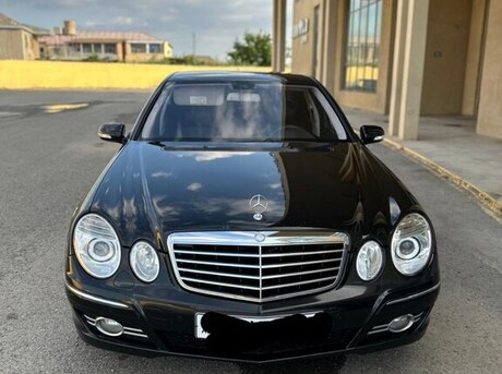 Mercedes E 220