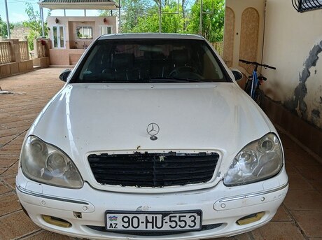 Mercedes S 320