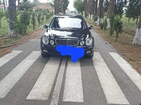 Mercedes E 220