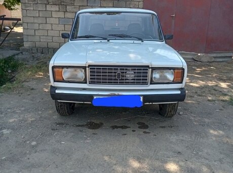 LADA (VAZ) 2107