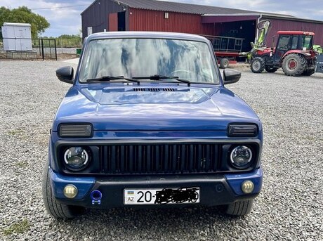 LADA (VAZ) Niva