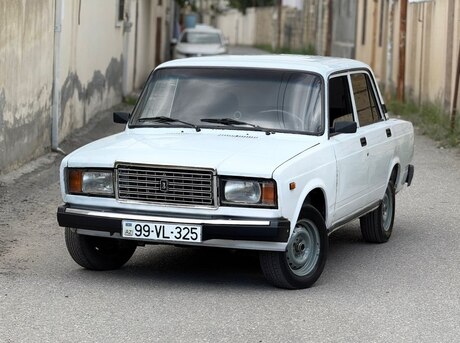 LADA (VAZ) 2107