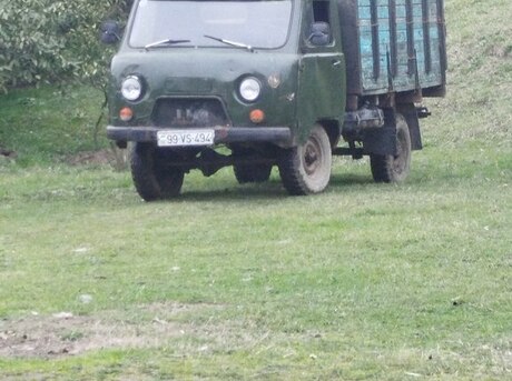 UAZ 3303