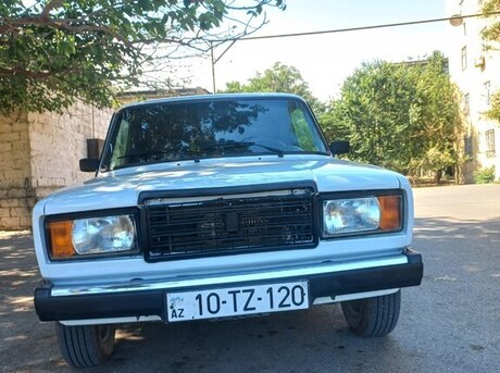 LADA (VAZ) 2107