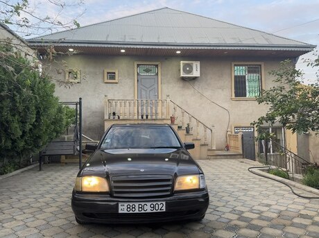 Mercedes C 220