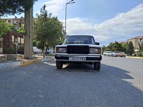LADA (VAZ) 2107