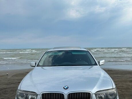 BMW 735