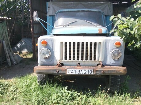 GAZ 53