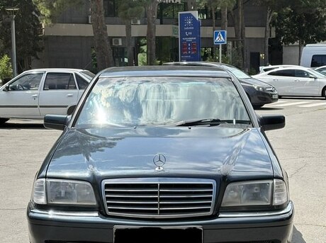 Mercedes C 220