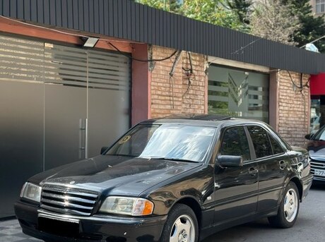 Mercedes C 220