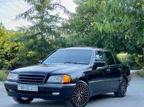 Mercedes C 230