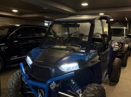 Polaris RZR XP 1000