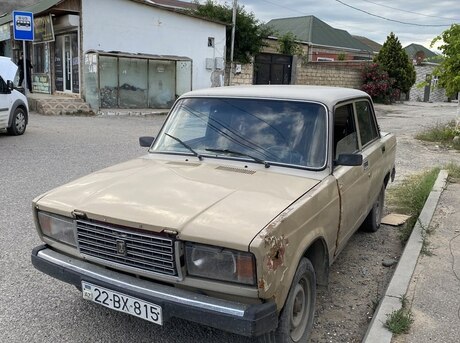 LADA (VAZ) 2107