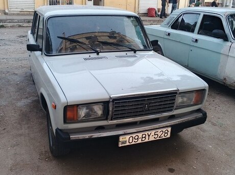 LADA (VAZ) 2107
