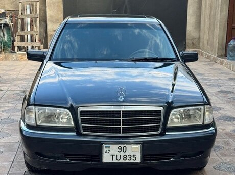 Mercedes C 220