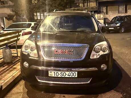 GMC Acadia