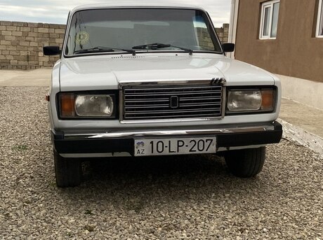 LADA (VAZ) 2107