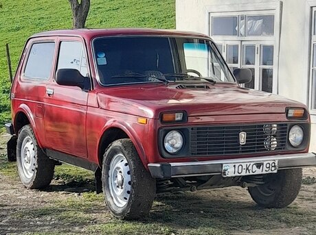LADA (VAZ) Niva
