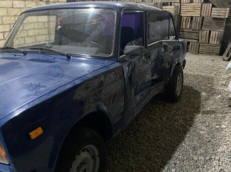 LADA (VAZ) 2107