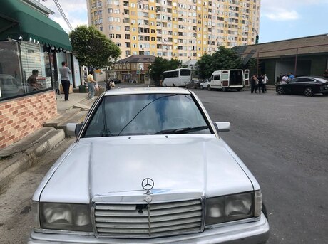 Mercedes 190