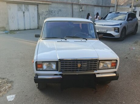 LADA (VAZ) 2107