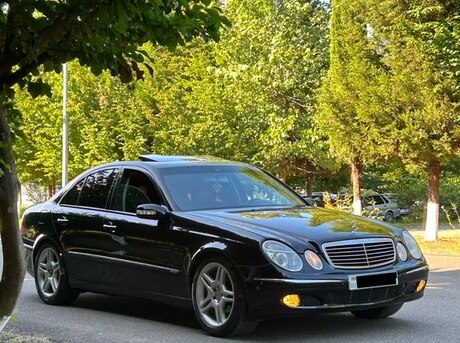 Mercedes E 270