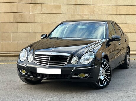 Mercedes E 220
