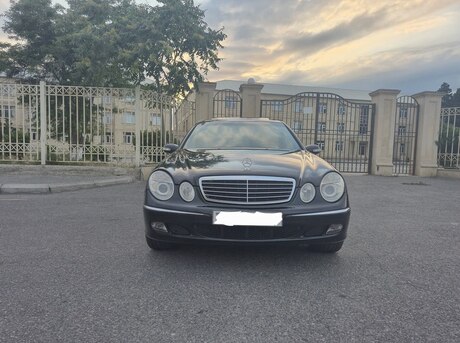 Mercedes E 320