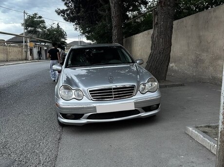 Mercedes C 230