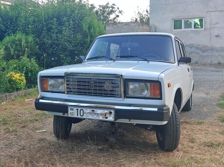 LADA (VAZ) 2107
