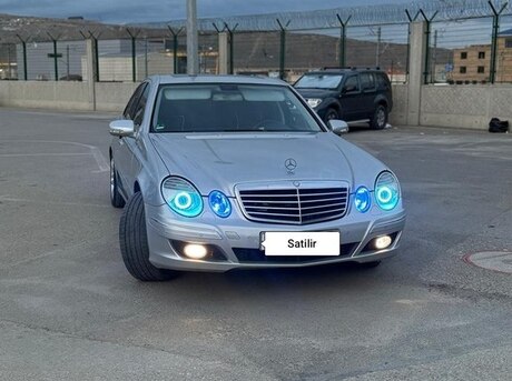 Mercedes E 270