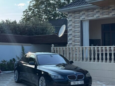 BMW 525