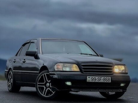Mercedes C 280