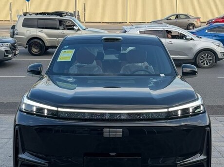 Geely Galaxy M9