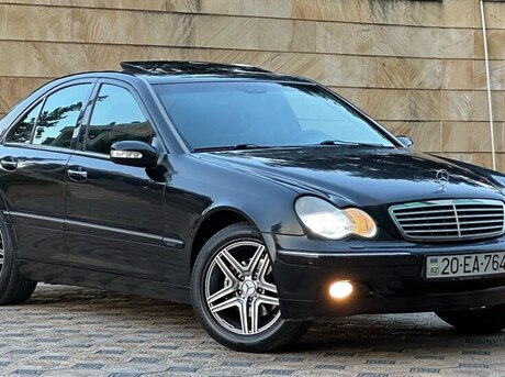 Mercedes C 200