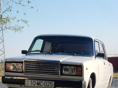 LADA (VAZ) 2107