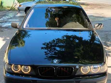 BMW 525