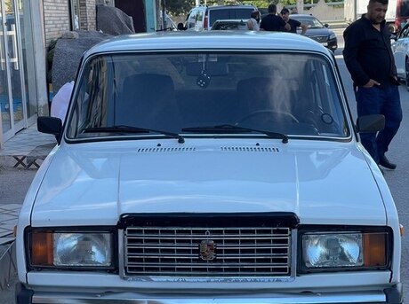 LADA (VAZ) 2107