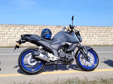 Yamaha FZ-S FI Deluxe